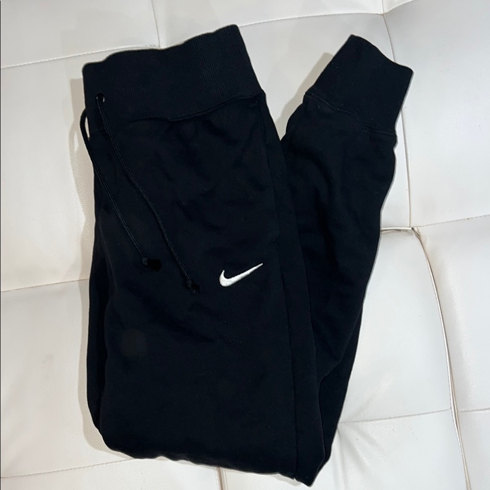 Women’s Nike High Rise Black Joggers